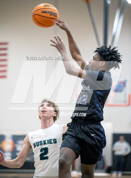 Thumbnail 1 in Flint Hill vs. Hillside (Battle in the Bull Invitational) photogallery.
