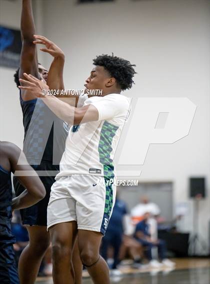 Thumbnail 2 in Flint Hill vs. Hillside (Battle in the Bull Invitational) photogallery.