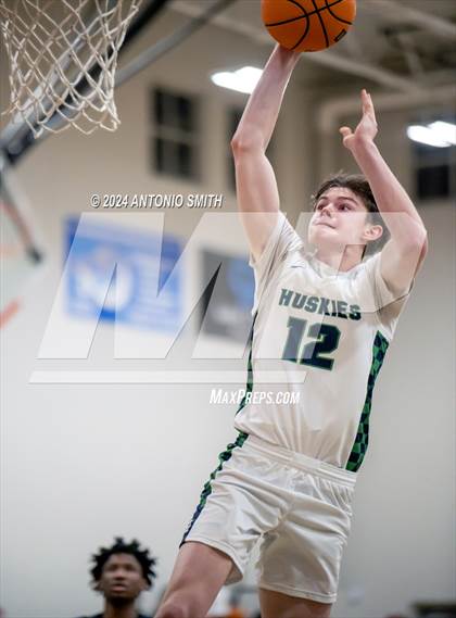 Thumbnail 3 in Flint Hill vs. Hillside (Battle in the Bull Invitational) photogallery.