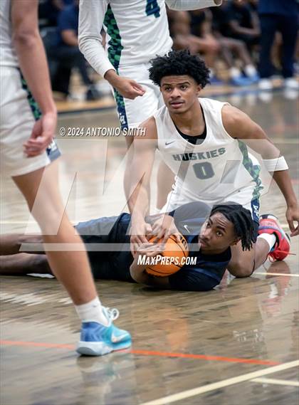 Thumbnail 3 in Flint Hill vs. Hillside (Battle in the Bull Invitational) photogallery.