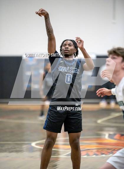 Thumbnail 1 in Flint Hill vs. Hillside (Battle in the Bull Invitational) photogallery.
