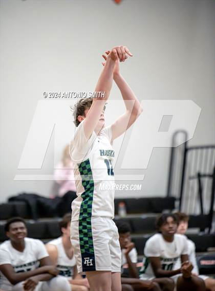 Thumbnail 2 in Flint Hill vs. Hillside (Battle in the Bull Invitational) photogallery.