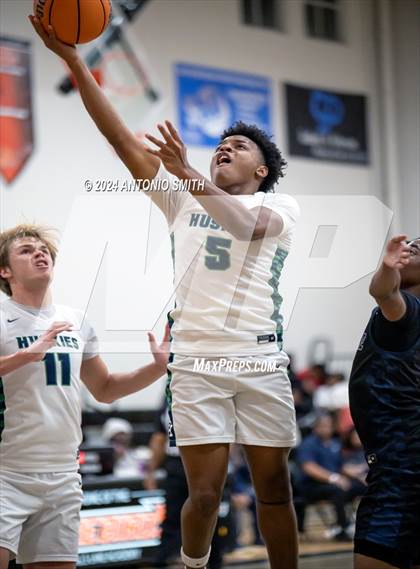 Thumbnail 1 in Flint Hill vs. Hillside (Battle in the Bull Invitational) photogallery.