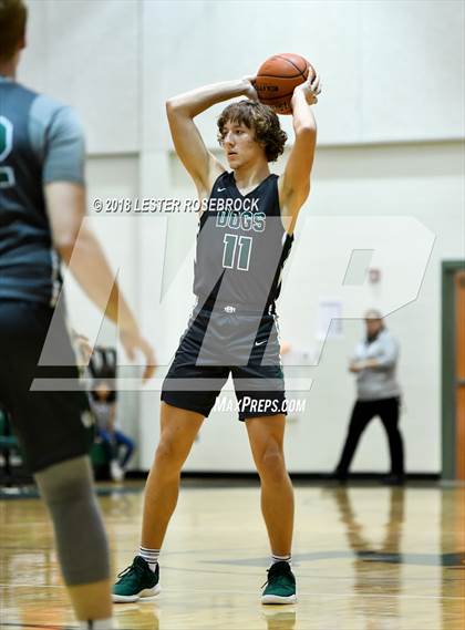 Thumbnail 1 in Marion @ Luling photogallery.
