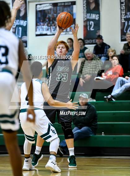 Thumbnail 1 in Marion @ Luling photogallery.