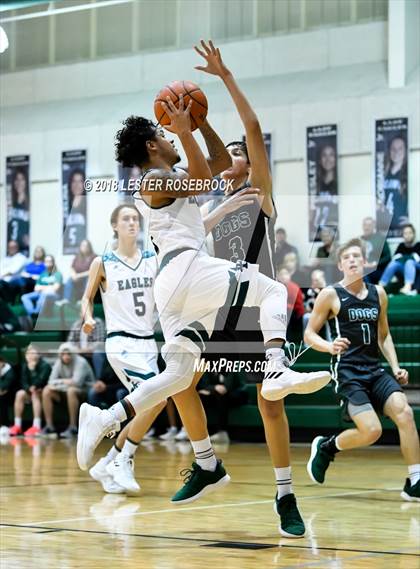Thumbnail 2 in Marion @ Luling photogallery.