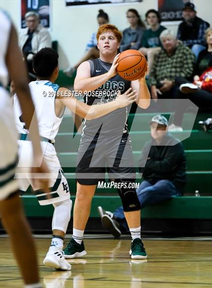Thumbnail 3 in Marion @ Luling photogallery.