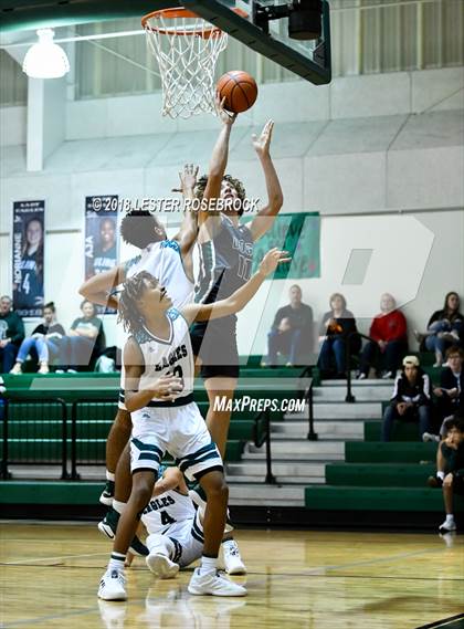 Thumbnail 2 in Marion @ Luling photogallery.