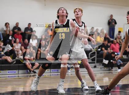 Thumbnail 2 in Santa Fe Christian vs. Temecula Valley (Buccaneers Thanksgiving Classic) photogallery.
