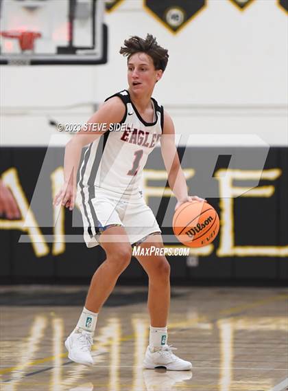 Thumbnail 1 in Santa Fe Christian vs. Temecula Valley (Buccaneers Thanksgiving Classic) photogallery.