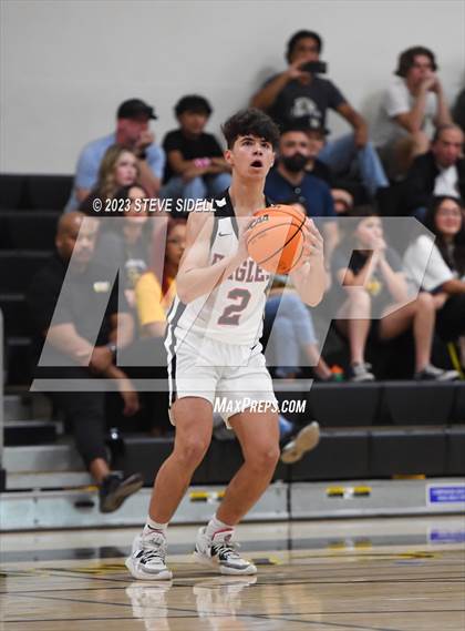 Thumbnail 1 in Santa Fe Christian vs. Temecula Valley (Buccaneers Thanksgiving Classic) photogallery.