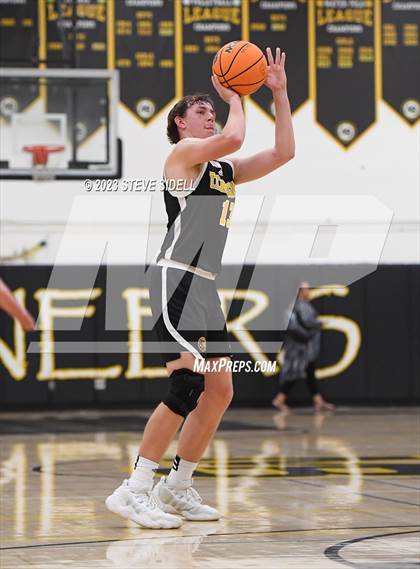 Thumbnail 1 in Santa Fe Christian vs. Temecula Valley (Buccaneers Thanksgiving Classic) photogallery.