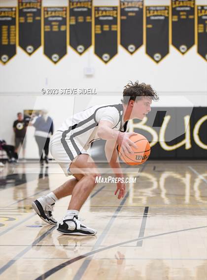 Thumbnail 2 in Santa Fe Christian vs. Temecula Valley (Buccaneers Thanksgiving Classic) photogallery.