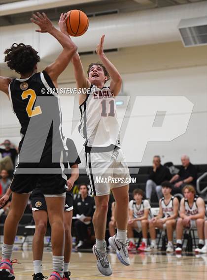 Thumbnail 3 in Santa Fe Christian vs. Temecula Valley (Buccaneers Thanksgiving Classic) photogallery.