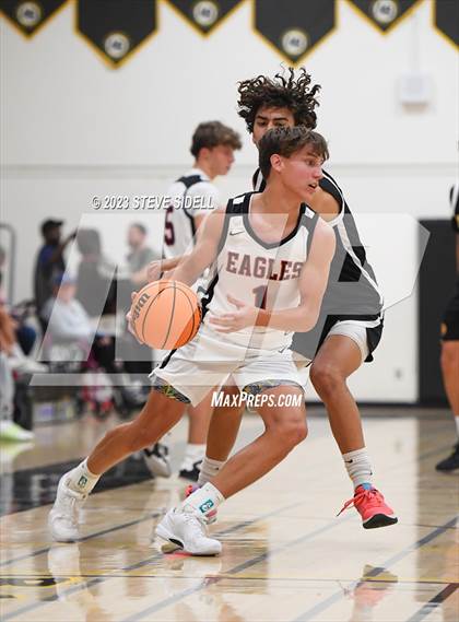 Thumbnail 1 in Santa Fe Christian vs. Temecula Valley (Buccaneers Thanksgiving Classic) photogallery.