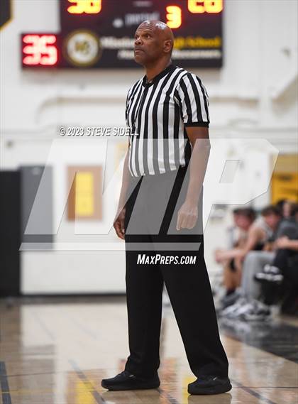 Thumbnail 2 in Santa Fe Christian vs. Temecula Valley (Buccaneers Thanksgiving Classic) photogallery.