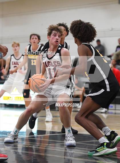 Thumbnail 1 in Santa Fe Christian vs. Temecula Valley (Buccaneers Thanksgiving Classic) photogallery.