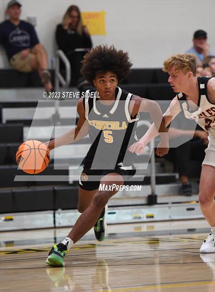 Thumbnail 3 in Santa Fe Christian vs. Temecula Valley (Buccaneers Thanksgiving Classic) photogallery.