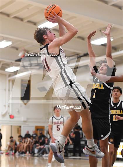 Thumbnail 3 in Santa Fe Christian vs. Temecula Valley (Buccaneers Thanksgiving Classic) photogallery.
