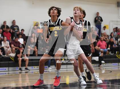 Thumbnail 3 in Santa Fe Christian vs. Temecula Valley (Buccaneers Thanksgiving Classic) photogallery.