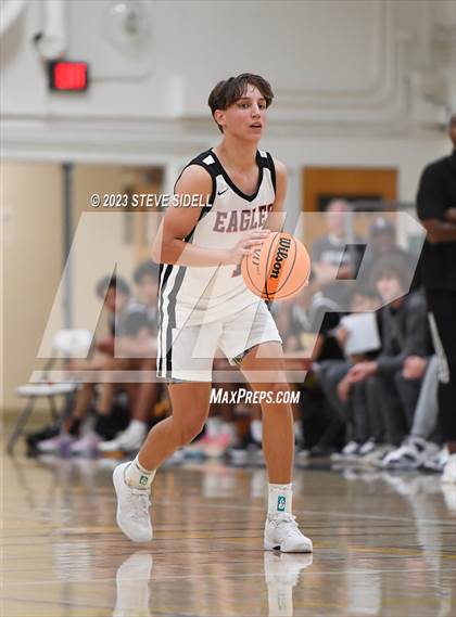 Thumbnail 2 in Santa Fe Christian vs. Temecula Valley (Buccaneers Thanksgiving Classic) photogallery.