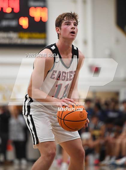 Thumbnail 1 in Santa Fe Christian vs. Temecula Valley (Buccaneers Thanksgiving Classic) photogallery.