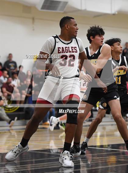 Thumbnail 1 in Santa Fe Christian vs. Temecula Valley (Buccaneers Thanksgiving Classic) photogallery.