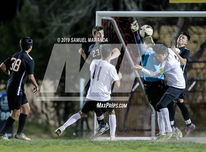 Thumbnail 2 in Taft vs Cleveland photogallery.