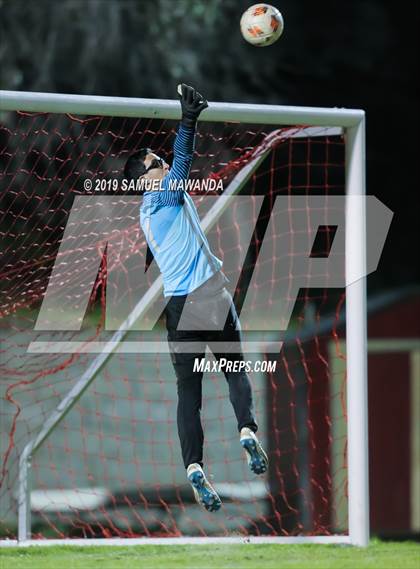 Thumbnail 3 in Taft vs Cleveland photogallery.