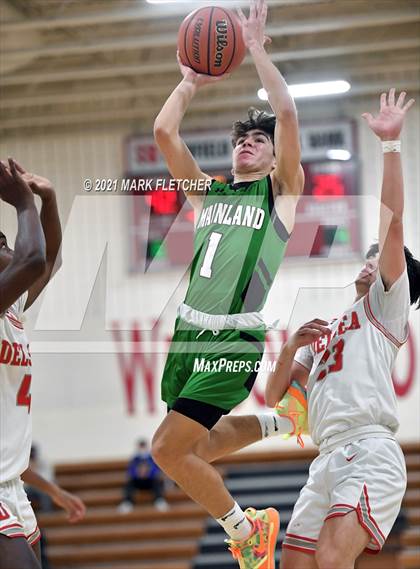 Thumbnail 2 in Mainland Regional @ Delsea photogallery.