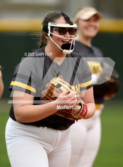 Thumbnail 3 in Bradley Central @ Hixson photogallery.