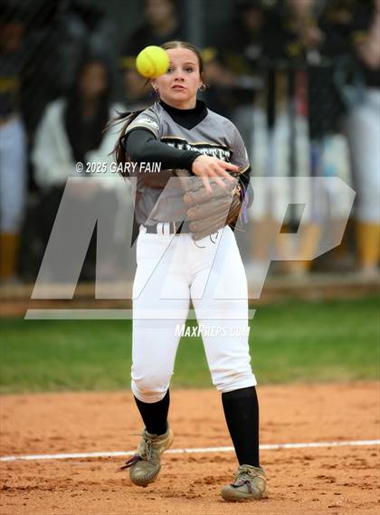 Thumbnail 3 in Bradley Central @ Hixson photogallery.