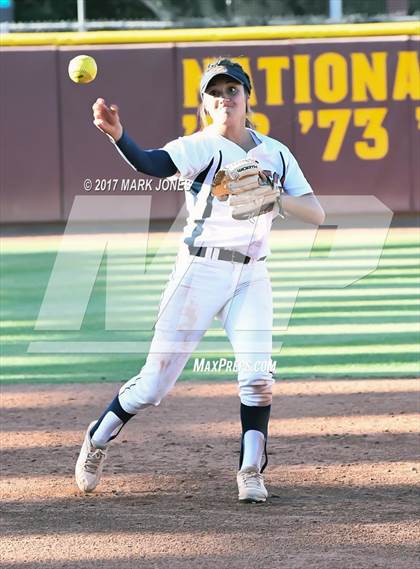 Thumbnail 2 in Cienega vs. Sahuaro (AIA 5A Final) photogallery.