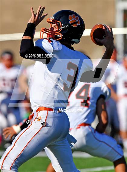Thumbnail 3 in Ridgefield @ Trinity Catholic photogallery.