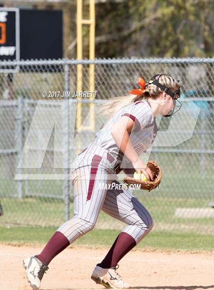 Thumbnail 2 in Marion vs. Kossuth photogallery.