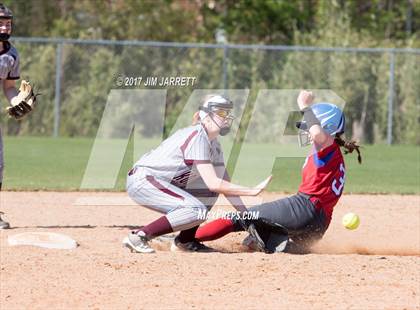 Thumbnail 3 in Marion vs. Kossuth photogallery.