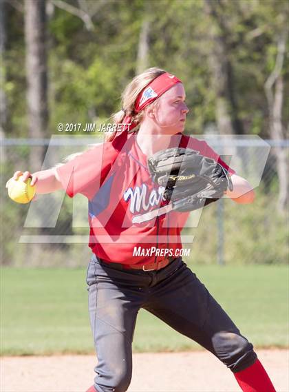 Thumbnail 1 in Marion vs. Kossuth photogallery.