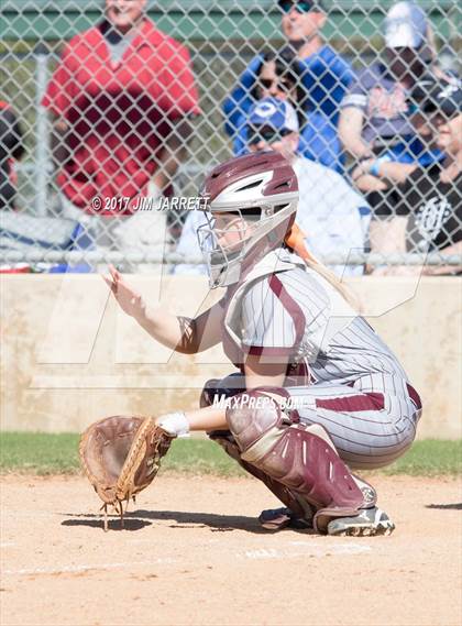Thumbnail 1 in Marion vs. Kossuth photogallery.
