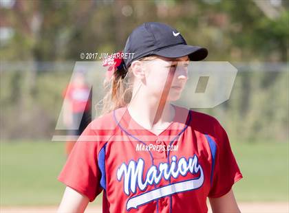 Thumbnail 3 in Marion vs. Kossuth photogallery.