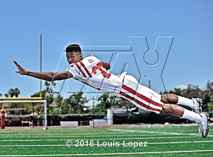 Thumbnail 1 in Mater Dei (2016 Preseason Top 25 Early Contenders Photo Shoot)  photogallery.