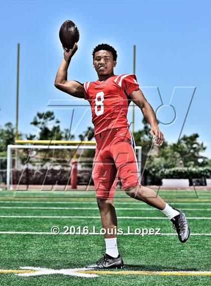 Thumbnail 3 in Mater Dei (2016 Preseason Top 25 Early Contenders Photo Shoot)  photogallery.