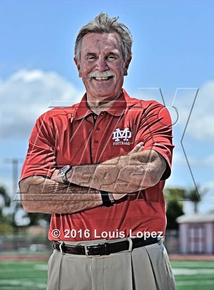 Thumbnail 1 in Mater Dei (2016 Preseason Top 25 Early Contenders Photo Shoot)  photogallery.