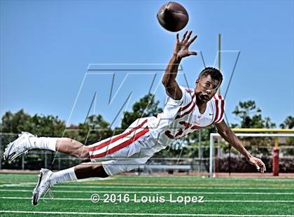 Thumbnail 1 in Mater Dei (2016 Preseason Top 25 Early Contenders Photo Shoot)  photogallery.