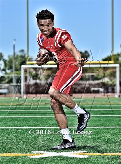 Thumbnail 3 in Mater Dei (2016 Preseason Top 25 Early Contenders Photo Shoot)  photogallery.