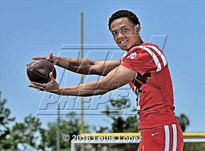 Thumbnail 2 in Mater Dei (2016 Preseason Top 25 Early Contenders Photo Shoot)  photogallery.