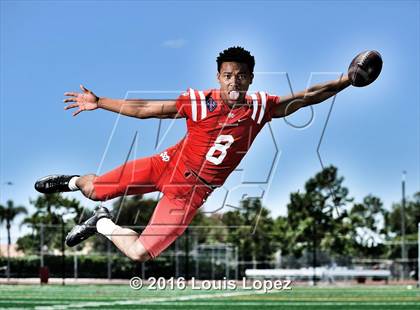 Thumbnail 3 in Mater Dei (2016 Preseason Top 25 Early Contenders Photo Shoot)  photogallery.