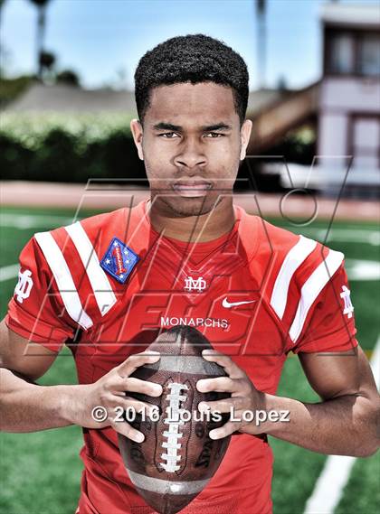 Thumbnail 3 in Mater Dei (2016 Preseason Top 25 Early Contenders Photo Shoot)  photogallery.