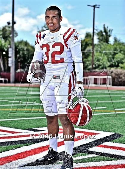 Thumbnail 1 in Mater Dei (2016 Preseason Top 25 Early Contenders Photo Shoot)  photogallery.