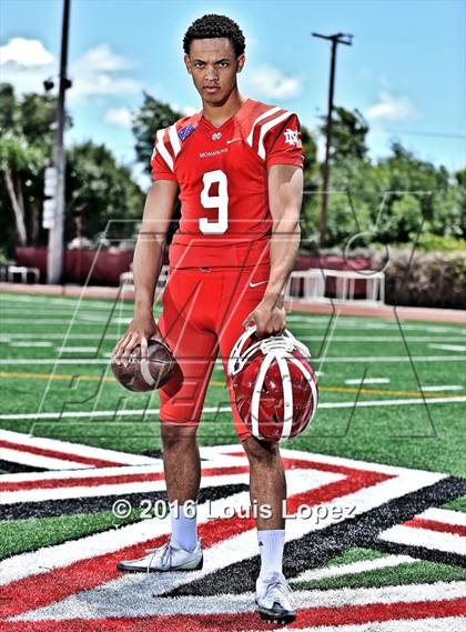 Thumbnail 2 in Mater Dei (2016 Preseason Top 25 Early Contenders Photo Shoot)  photogallery.