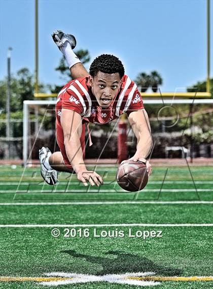 Thumbnail 1 in Mater Dei (2016 Preseason Top 25 Early Contenders Photo Shoot)  photogallery.
